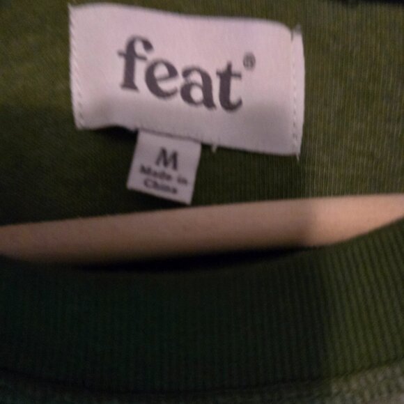 FEAT Unisex Blanketblend Crewneck In Iguana Color Size M - Picture 2 of 5